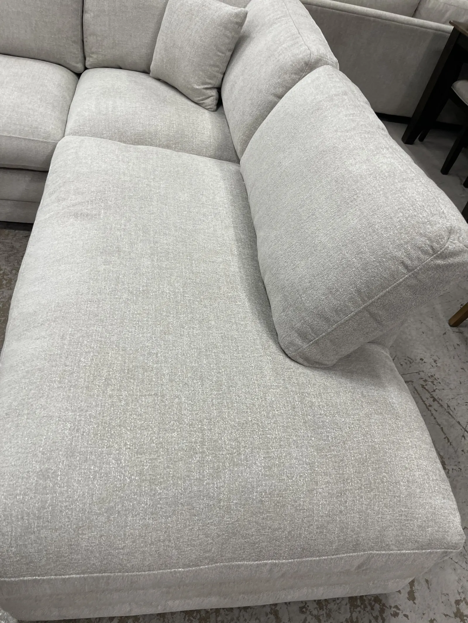 Derry Fabric Sectional - Image 4