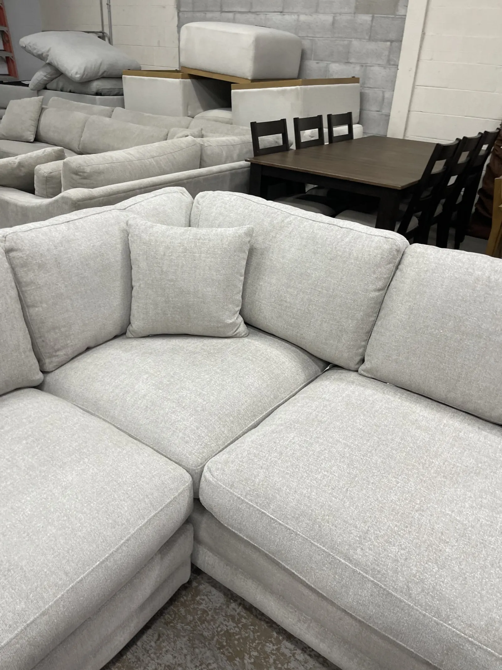 Derry Fabric Sectional - Image 7